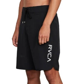 RVCA Men's Eastern 20" Trunk -TYR Shop 7368215232680 black 4a