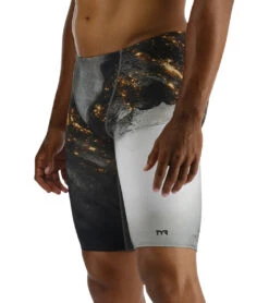 TYR Men's Pyrite Jammer Swimsuit -TYR Shop 7416509333672 goldblack 4a